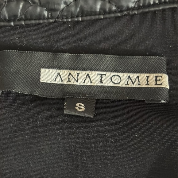 Anatomie Quilted Puffer Zip Front Coat/Long Jacket in Black - Size Small - Picture 4 of 8
